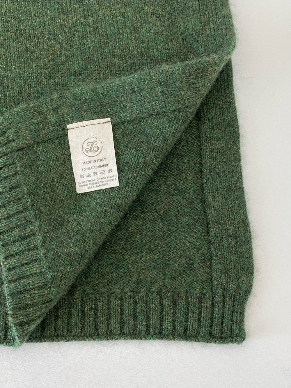 Linnea Lund 100% Cashmere Angela Poncho - Picture 9 of 13